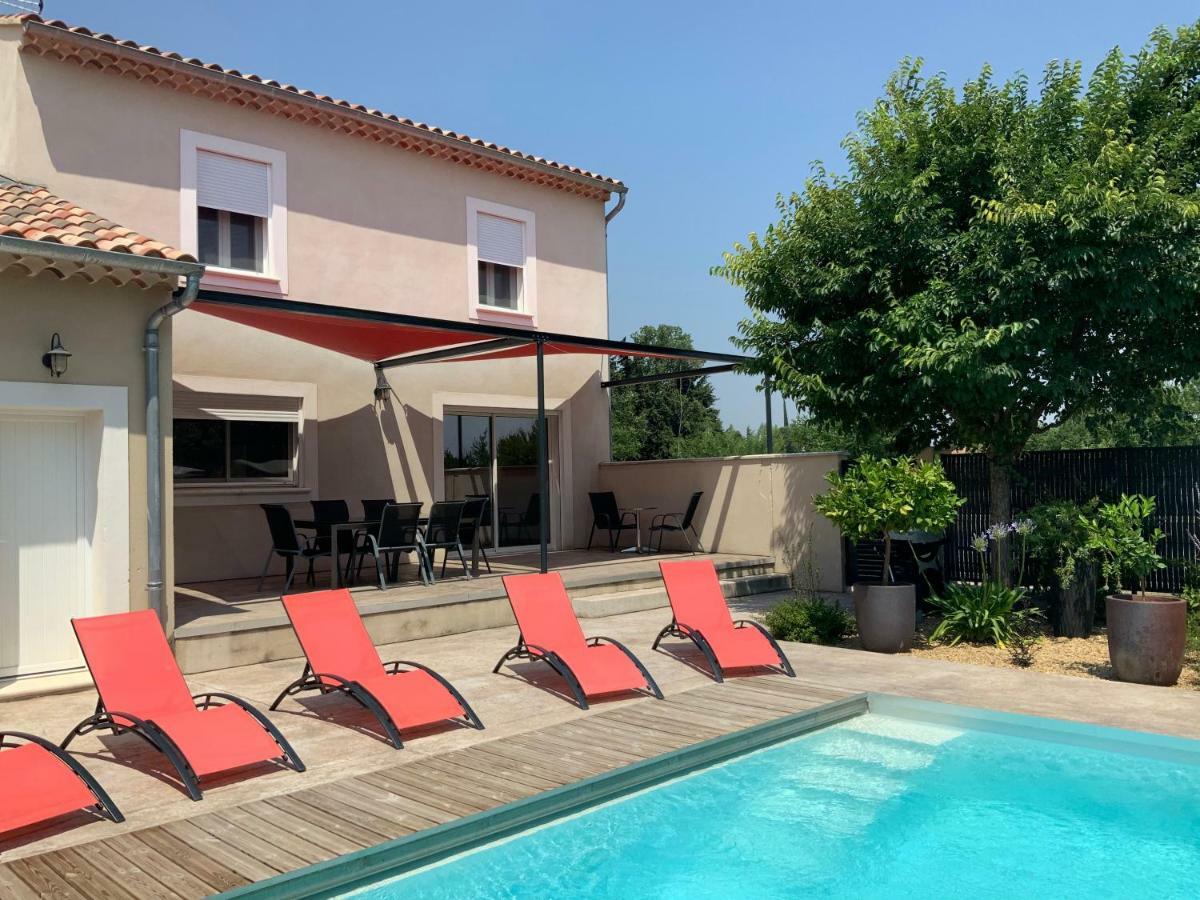 La Maison De Caillette Camaret-sur-Aigues Bagian luar foto